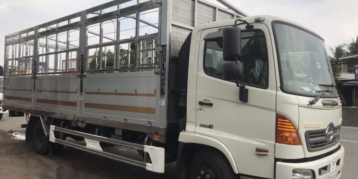 XE TẢI HINO FC – 6,5 Tấn Thùng Dài 6,6m